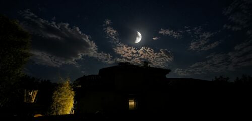 Las imágenes del eclipse lunar de anoche que nos regalan nuestros oyentes