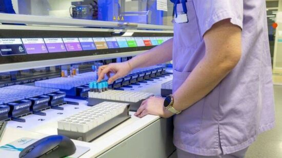 Osakidetza moderniza el Hospital de Galdakao con un laboratorio pionero en diagnóstico e inteligencia artificial