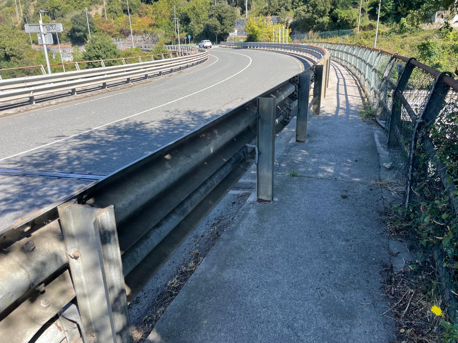 Adiós al paso estrecho del Puente de los Heros