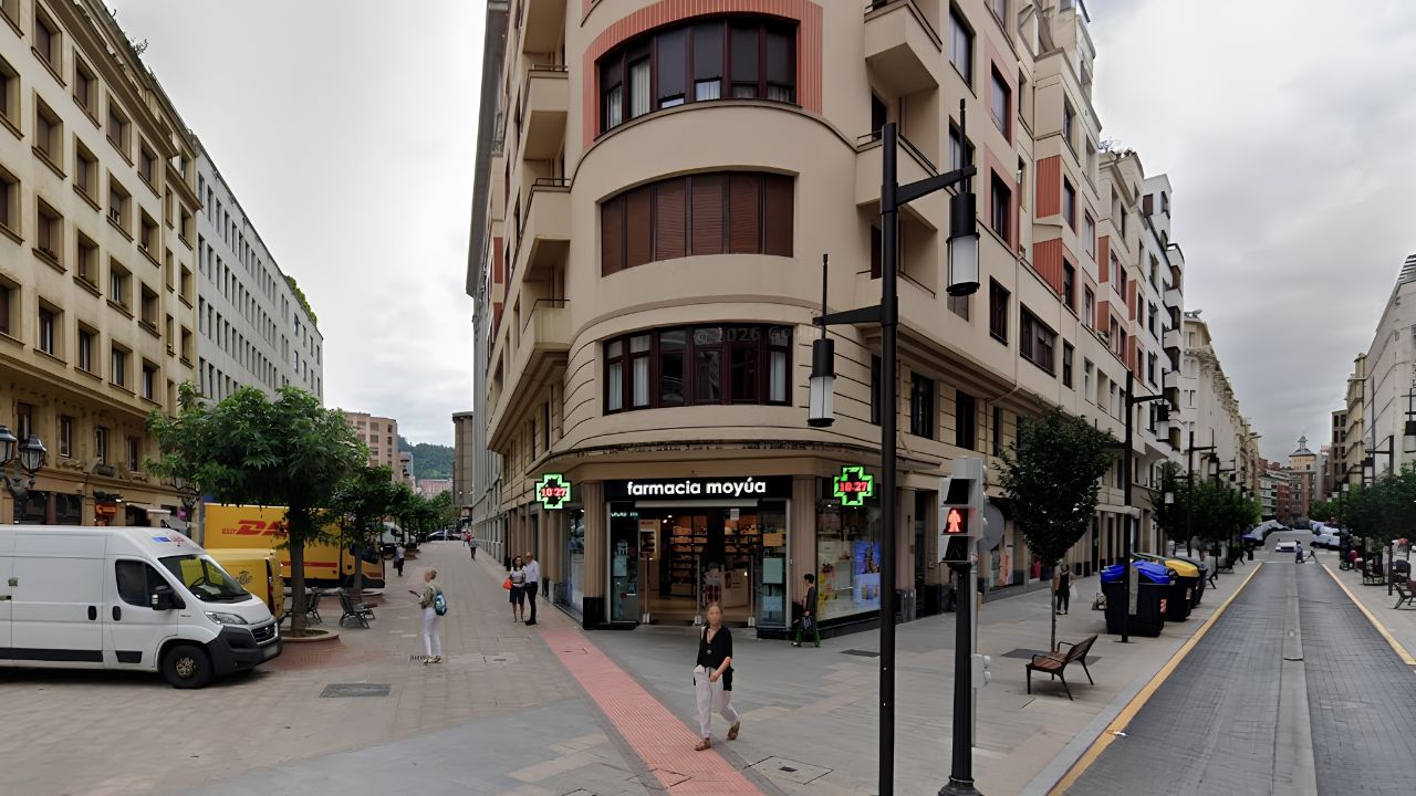 Euskadi flexibilizará los horarios de las farmacias y permitirá abrir desde las 8:00 horas