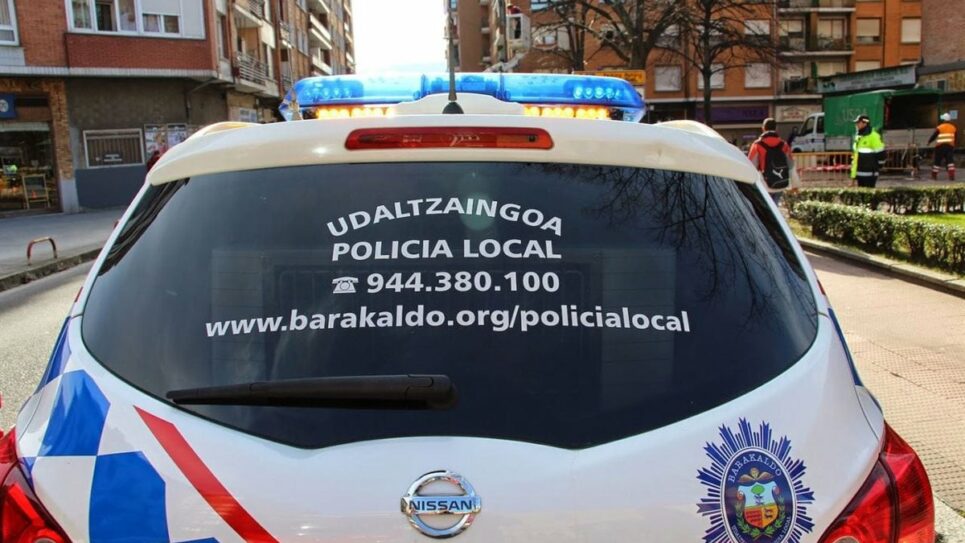 La Policía de Barakaldo investiga un suceso con heridos por balines en el parque de Urkullu