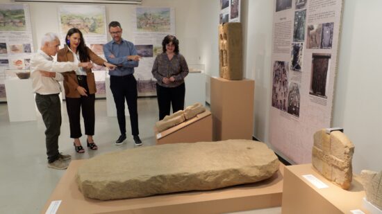 Regresamos al medievo con la exposición Aldeas, mil años en la tierra