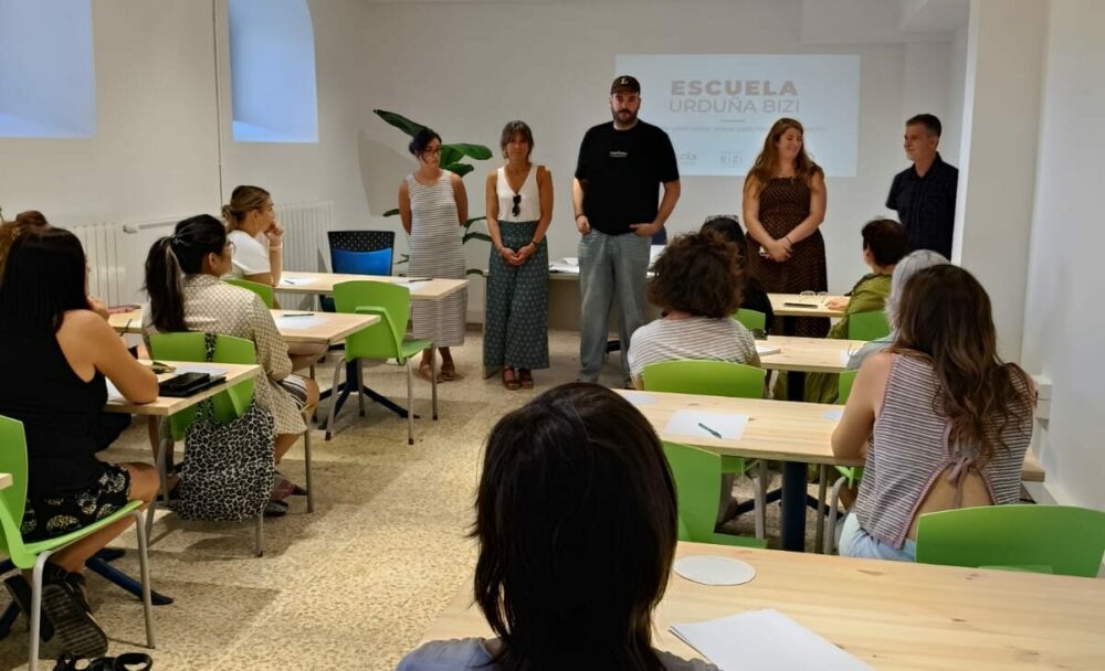 Urduña Bizi pone en marcha una Escuela de Formación para impulsar el comercio y las empresas de Orduña