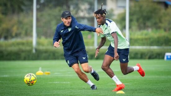 Edin Terzic, sobre Nico Williams: «Estoy seguro de que vamos a disfrutar de él muchos años»