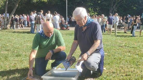 Leioa recupera 25 años después los tesoros enterrados en Pinosolo