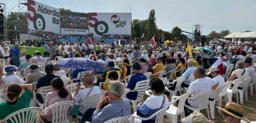El 50º Alderdi Eguna reúne en Foronda a distintas generaciones del PNV