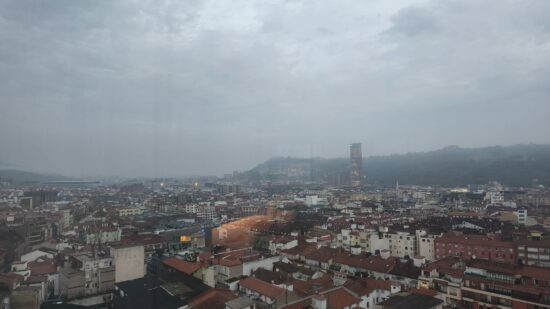 La niebla obliga a desvíar vuelos en el aeropuerto de Loiu a primera hora