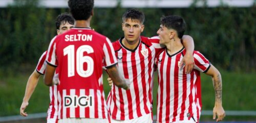Txus Vizcay, el delantero que llama a la puerta de Edin Terzic: «Es el nueve prototípico del Athletic»