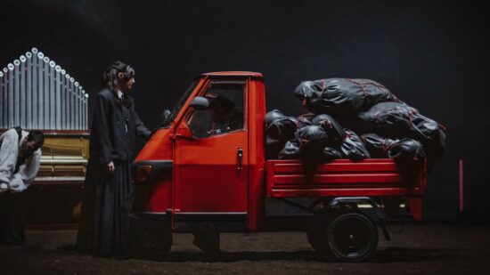 El Teatro Arriaga acoge la oscuridad de La mort i la primavera, el espectáculo de danza de la compañía La Veronal