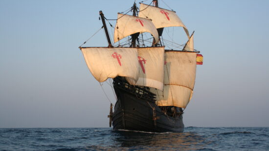 La Nao Victoria vuelve a surcar la historia y atraca en Portugalete donde se podrá visitar