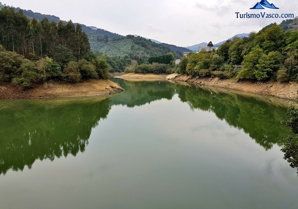 Bizkaia sigue perdiendo agua a pesar de las lluvias: los embalses no remontan