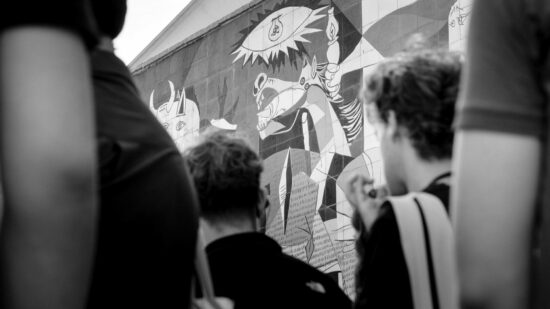 Sound in the Silence: El proyecto educativo internacional que explora el bombardeo de Gernika