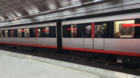 Agreden a un vigilante de seguridad de Metro Bilbao en la estación de Ariz