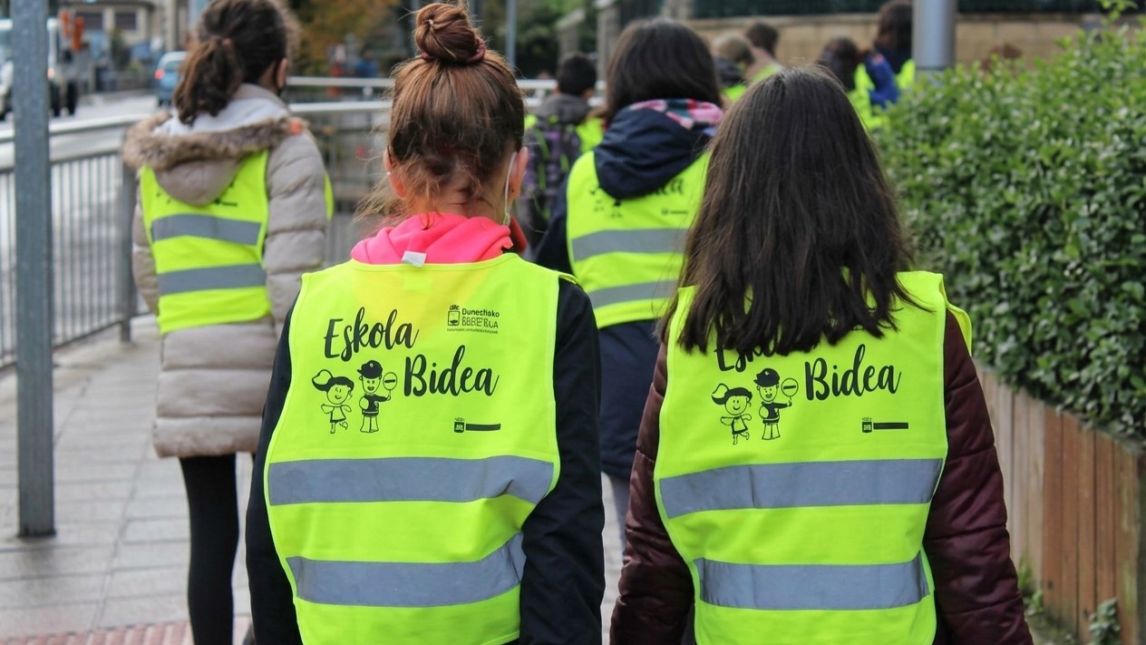 Abanto-Zierbena retoma este jueves los caminos escolares con cinco rutas a pie