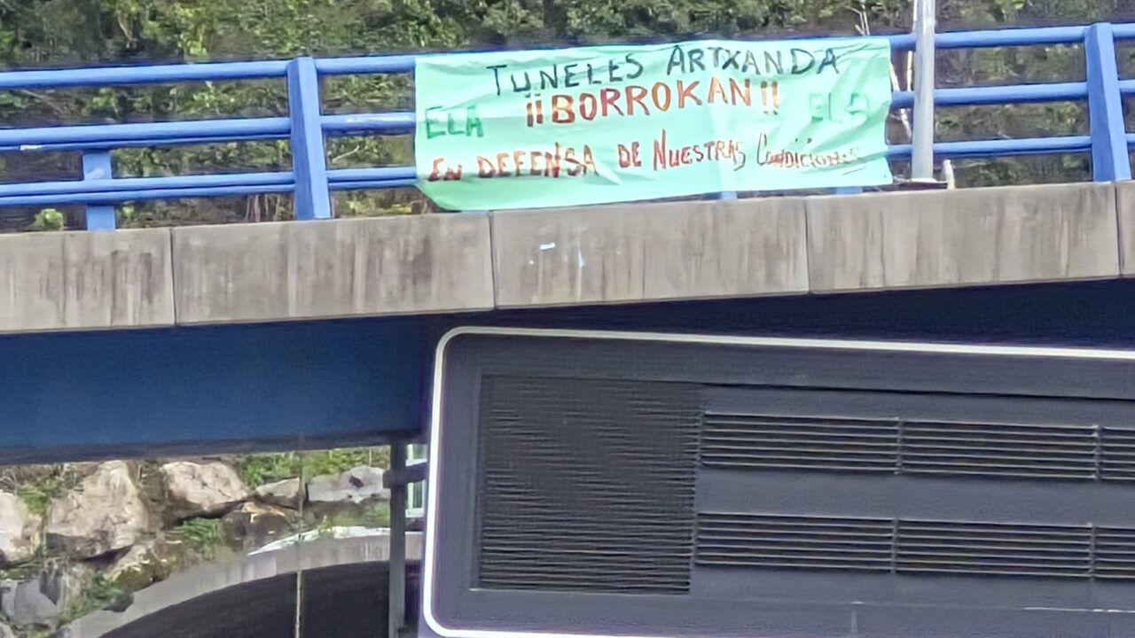 Los túneles de Artxanda viven su primera noche de cierre por los paros de la plantilla