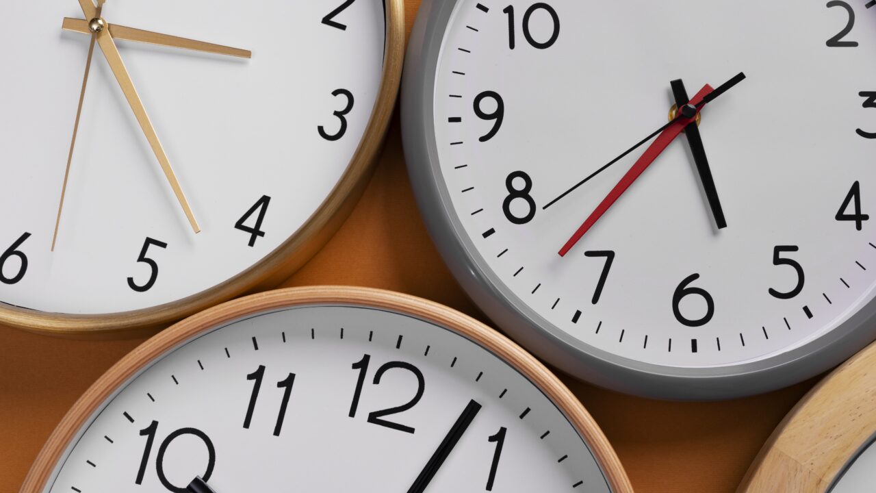 Llega el cambio de hora de invierno: ¿adelantamos o atrasamos una hora?