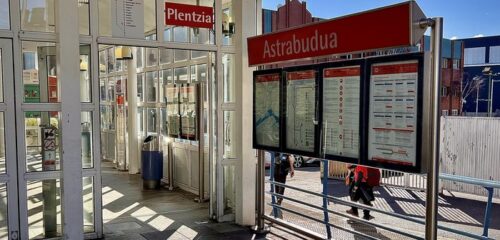 Fallece una persona arrollada por el metro en Astrabudua