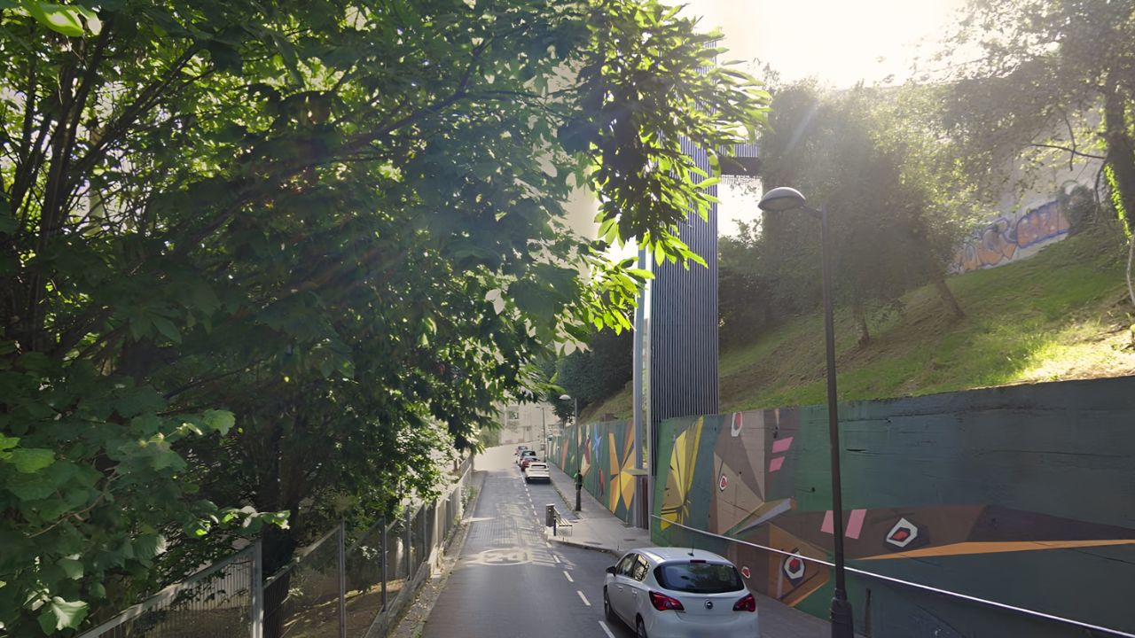 Vecinos de Galdakao llevan ocho años esperando la instalación de un ascensor: «Nos dijeron que en 2026 era fijo»