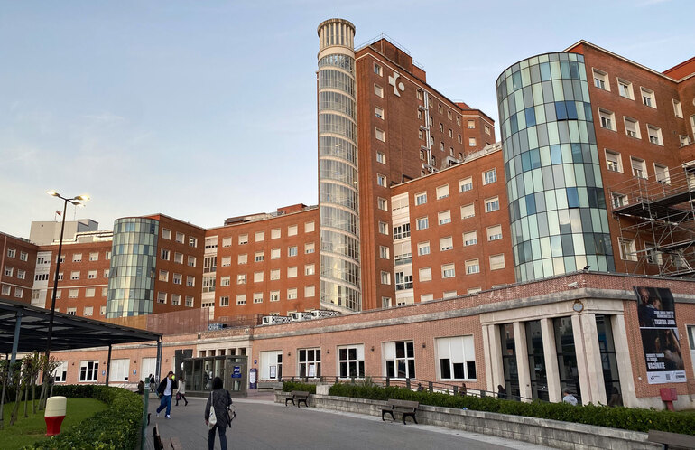 Los vecinos de Cruces, Lutxana y Burtzeña tendrán más servicios sanitarios en el Hospital Universitario de Cruces