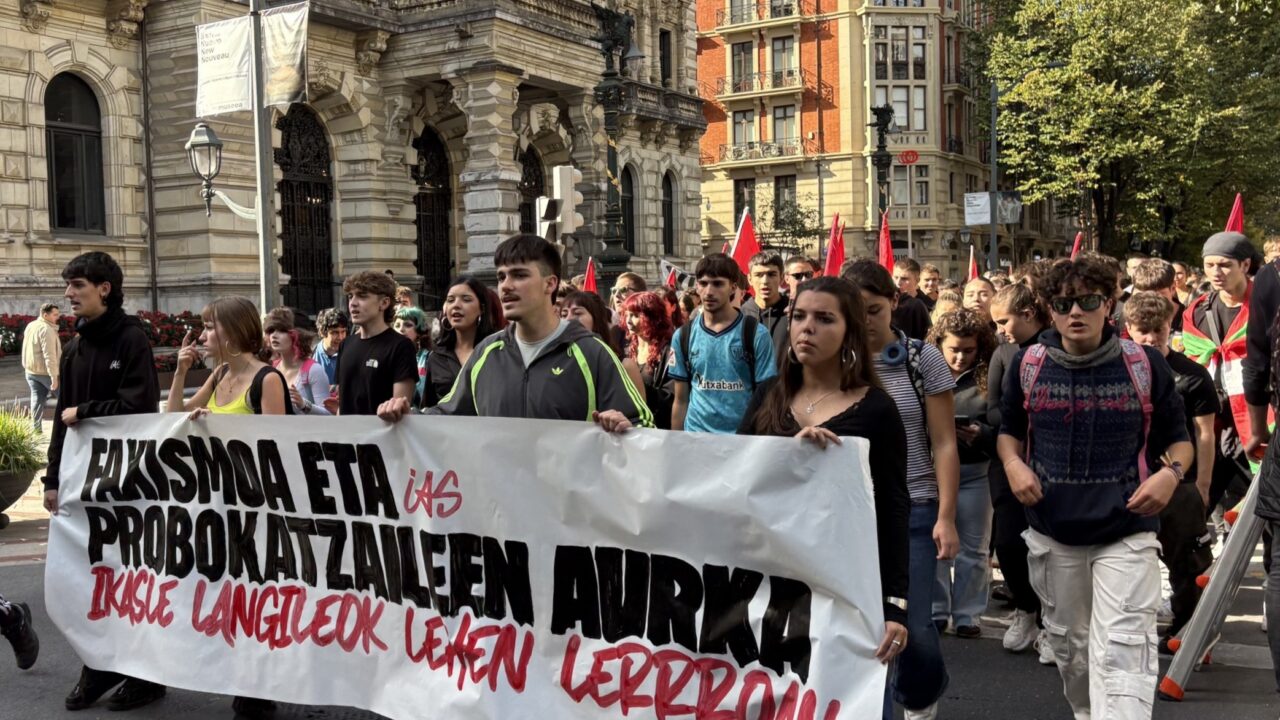 Bilbao se moviliza contra la visita de Vito Quiles, que se plantea suspender su acto en Deusto