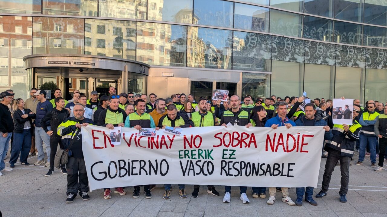 Los trabajadores de Vicinay Sestao se movilizan contra los 60 EREs planteados por la empresa