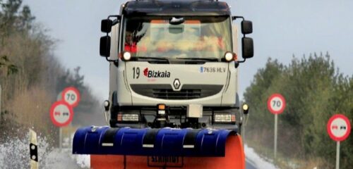 Bizkaia se prepara para el invierno: 459 profesionales y 99 quitanieves